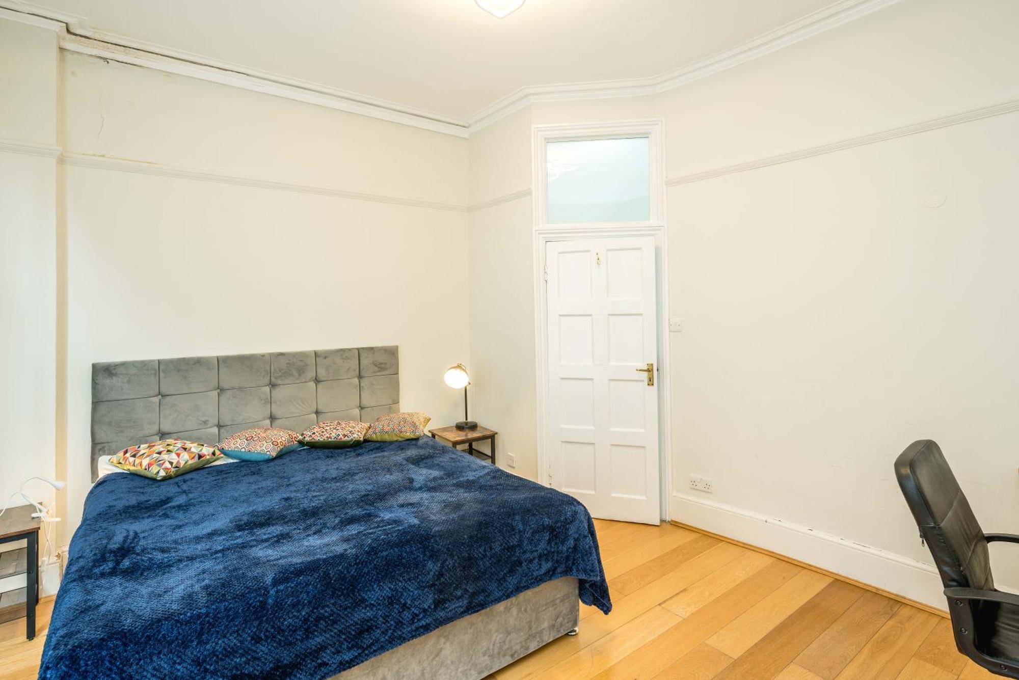Four Beds By The Station Daire Londra Dış mekan fotoğraf